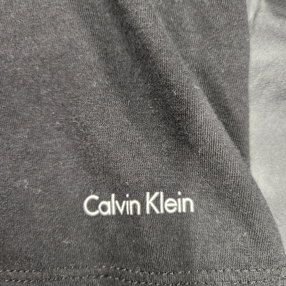 Calvin Klein T's - Picture 3 of 4